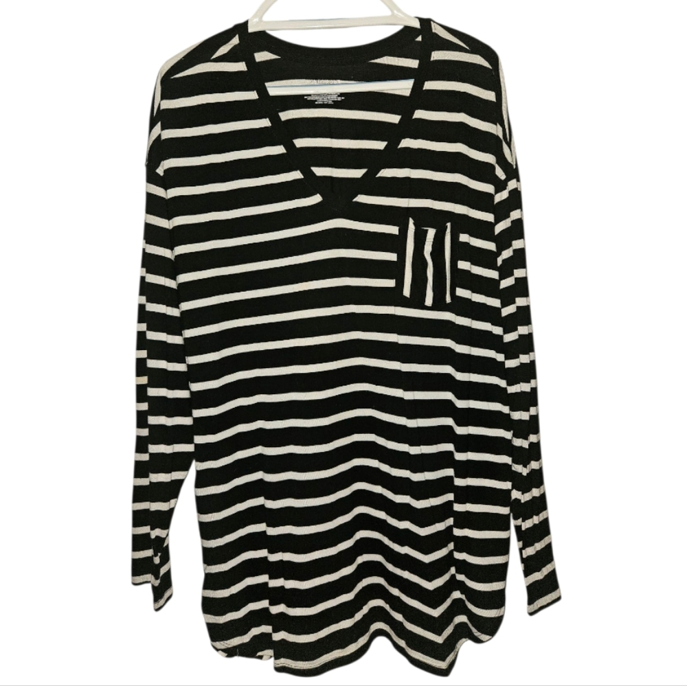 Lane Bryant Striped V-Neck Long Sleeve Tee